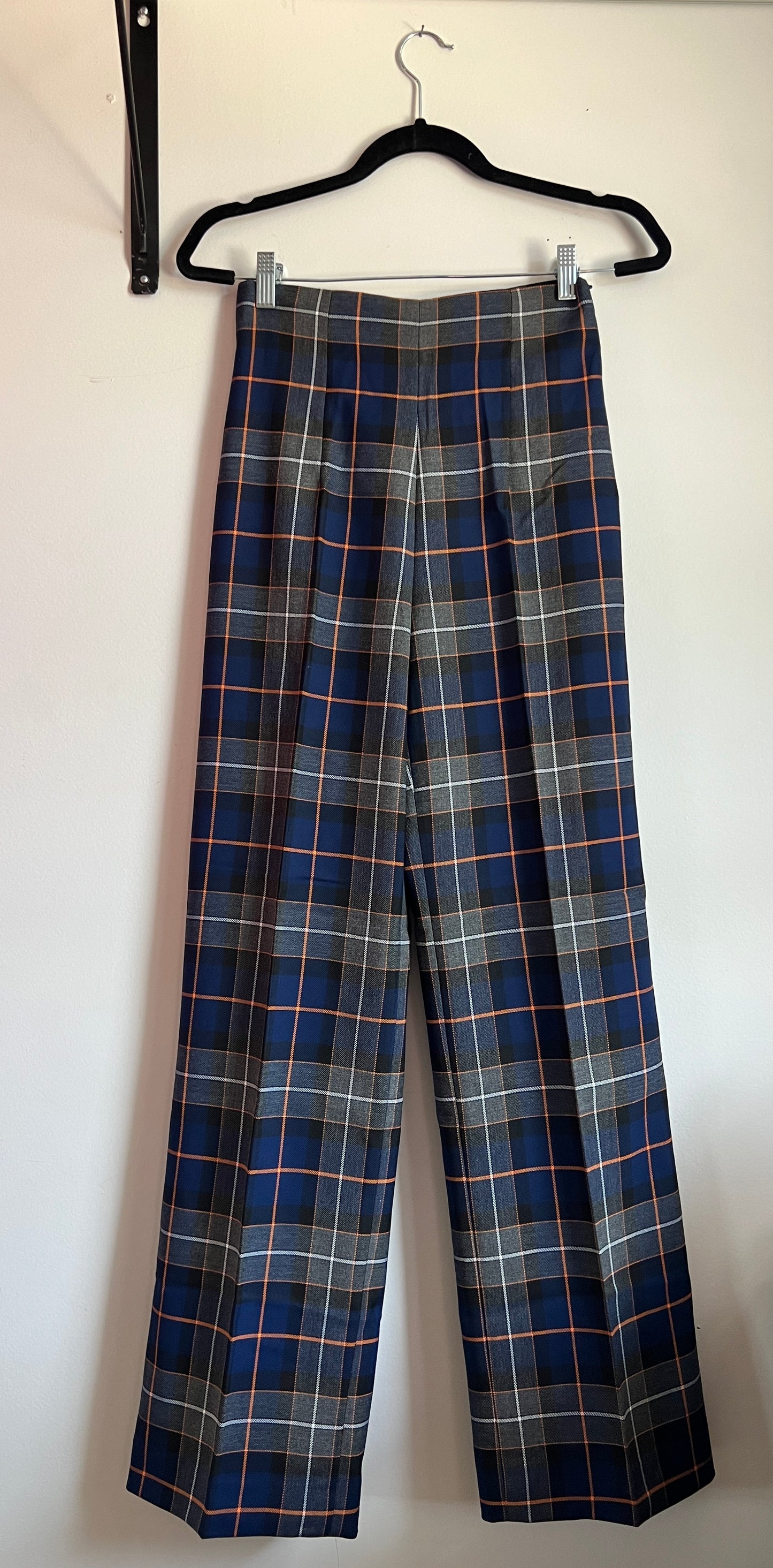 Asymmetrical Plaid Set