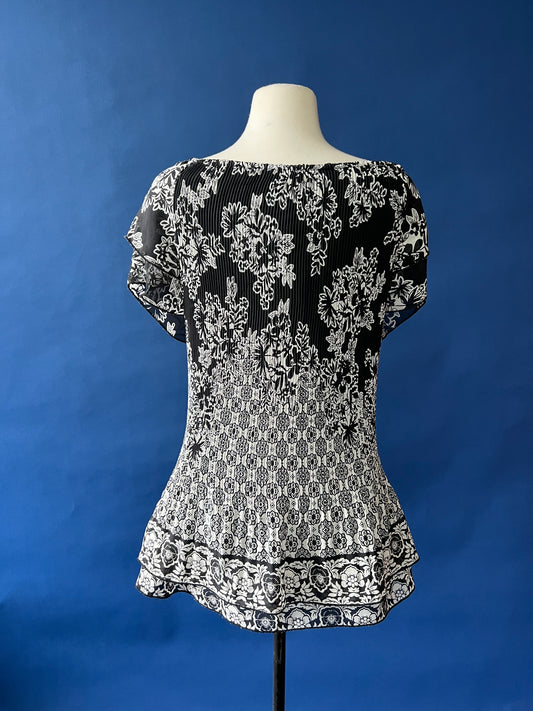 Black & White Ruffled Tunic